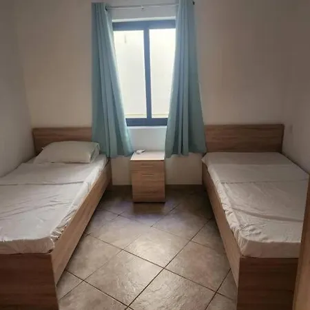 Seafront 2 Bedroom Apartment Marsaskala Extérieur photo